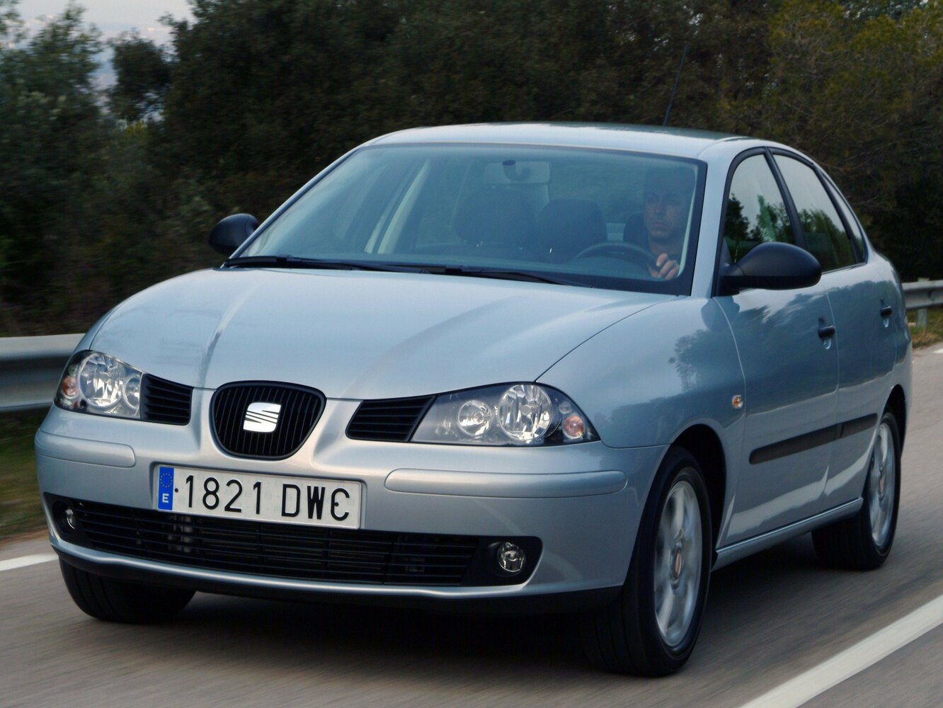SEAT Cordoba II Рестайлинг (2006–2009) · 1.4 AT (75 л.с.)