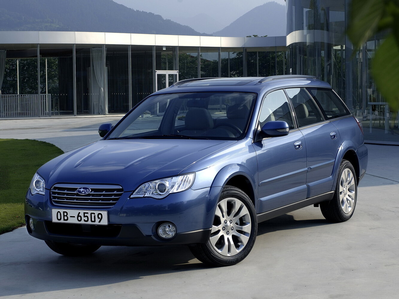 Subaru Outback III Рестайлинг (2006–2009) · 2.5 AT (173 л.с.) 4WD