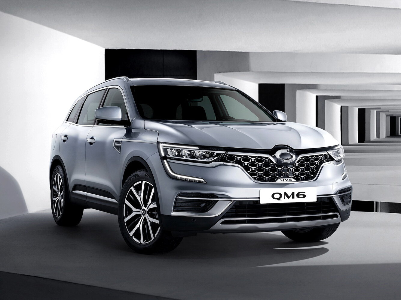 Renault Samsung QM6 I Рестайлинг (2020–2023) · 2.0 CVT (140 л.с.)