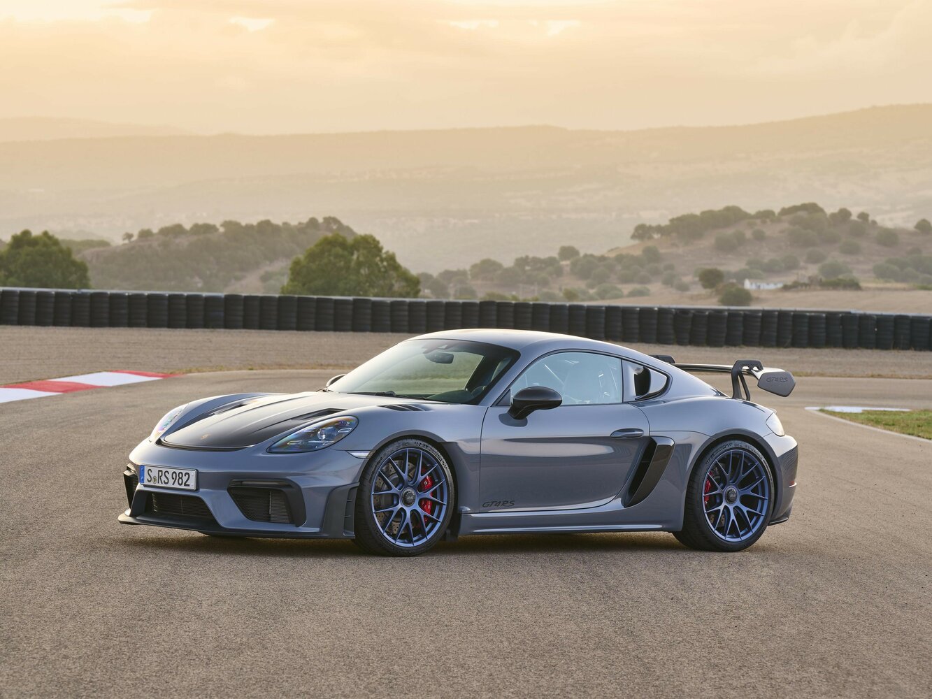 GT4 RS