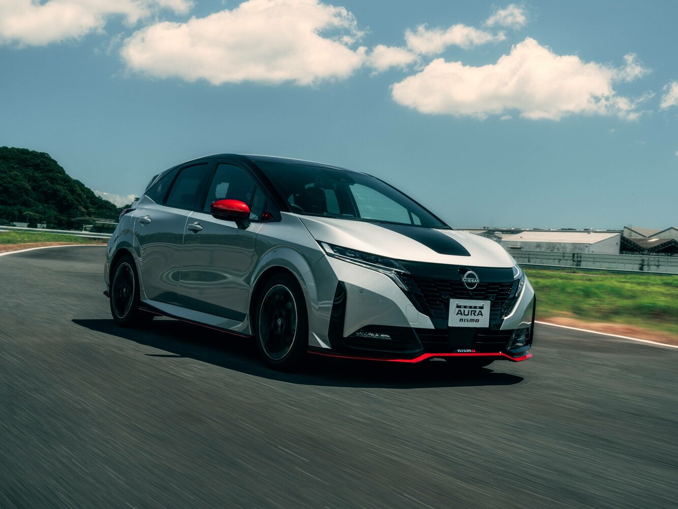 Aura Nismo 1.2hyb AT (82 л.с.)