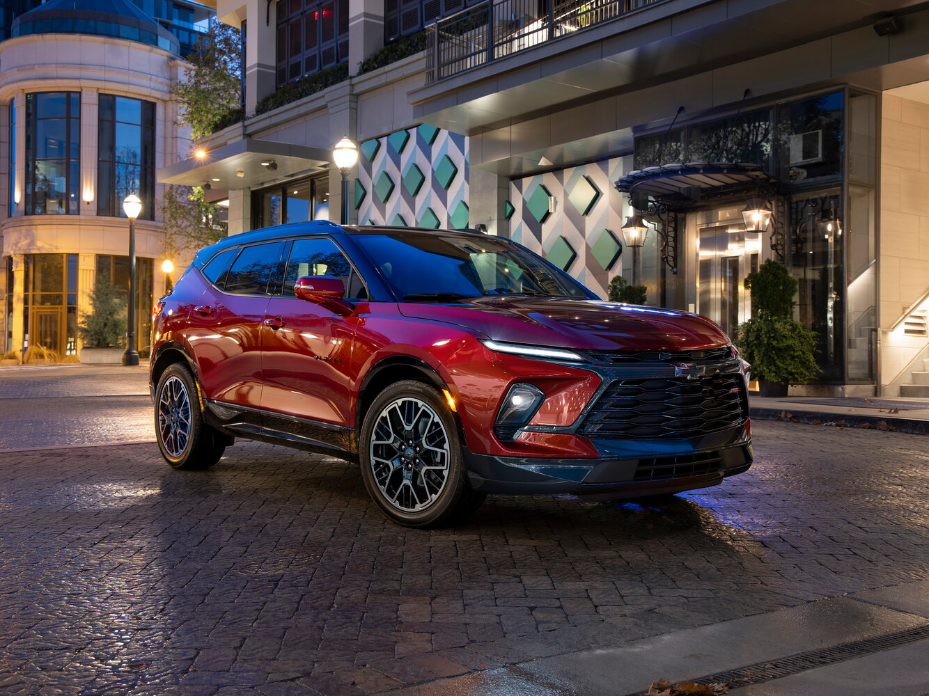 Chevrolet Blazer III Рестайлинг (2022–2026) · 2.0 AT (228 л.с.)