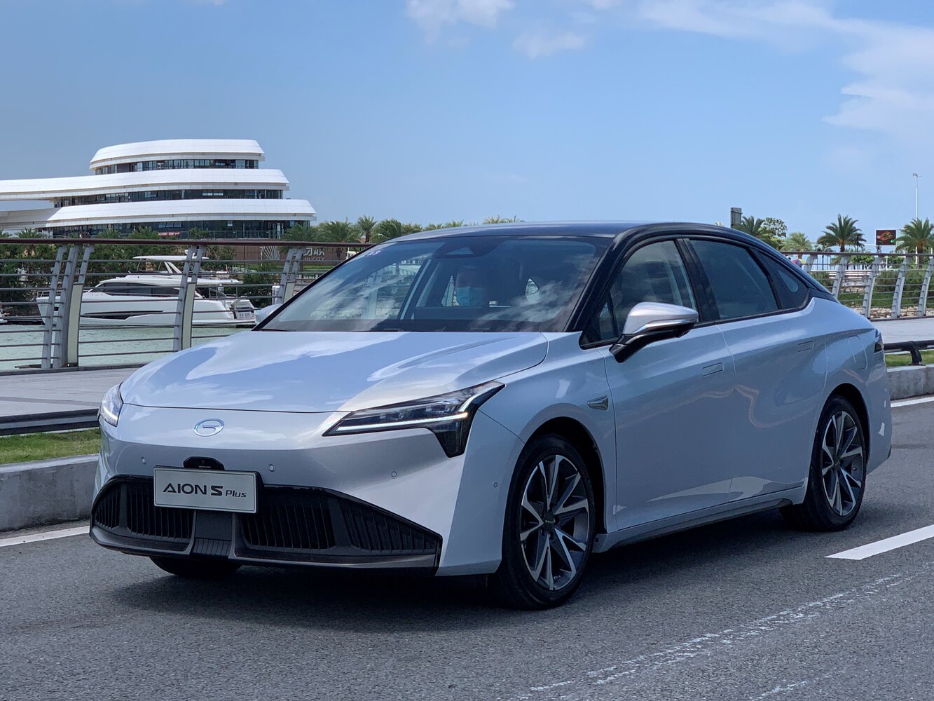 GAC Aion S Plus (2021–2023) · 80 Electro AT (165.0 кВт)