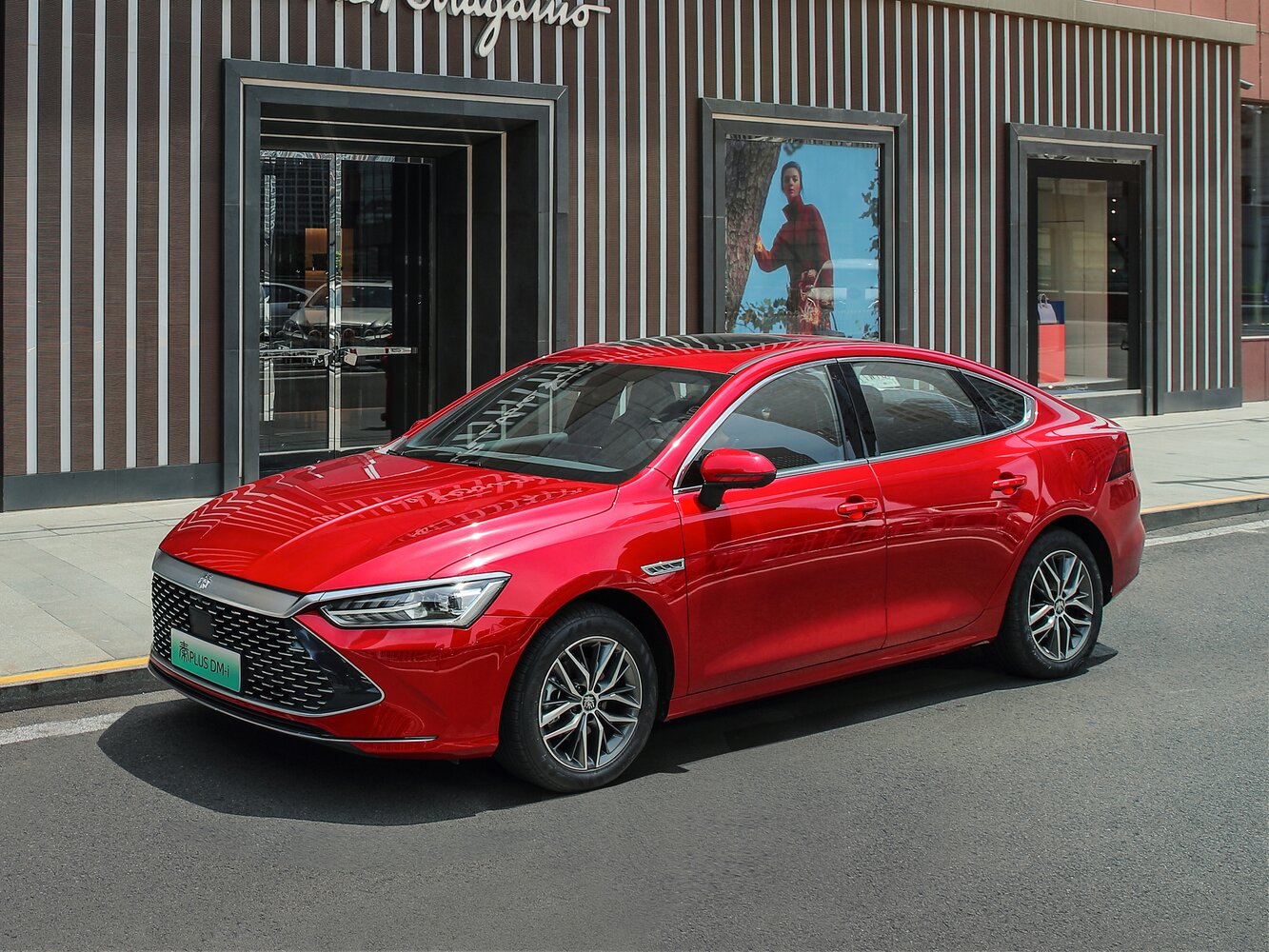 BYD Qin II (2018–2025) · EV 600 Electro AT (135.0 кВт)