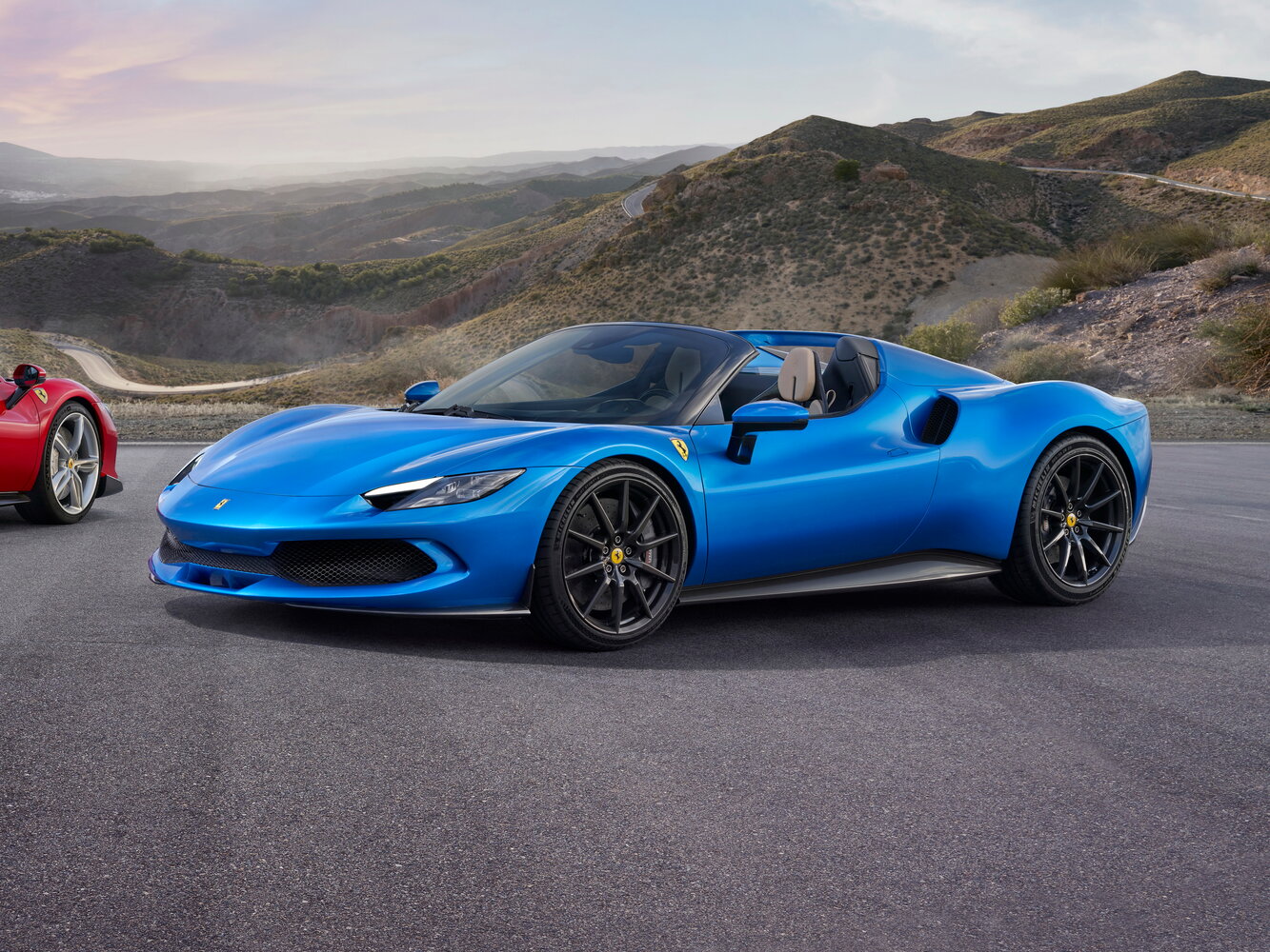 Ferrari 296 (2021–2026) · GTS 3.0hyb AMT (830 л.с.)