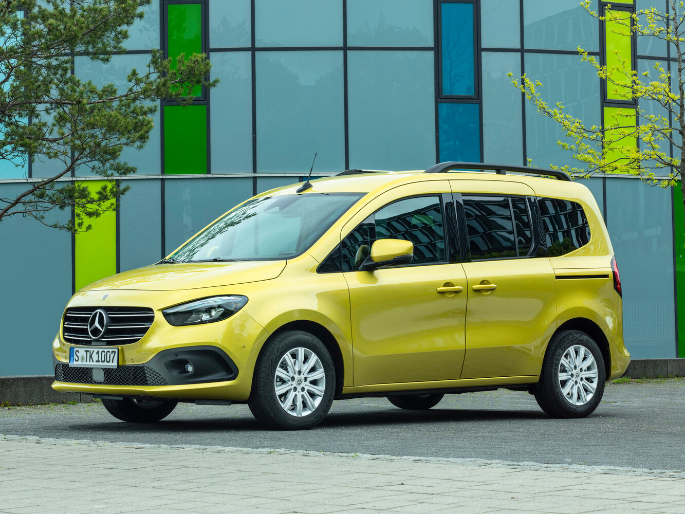 Mercedes-Benz T-Класс (2022–2026) · 180 1.3 AMT (131 л.с.)