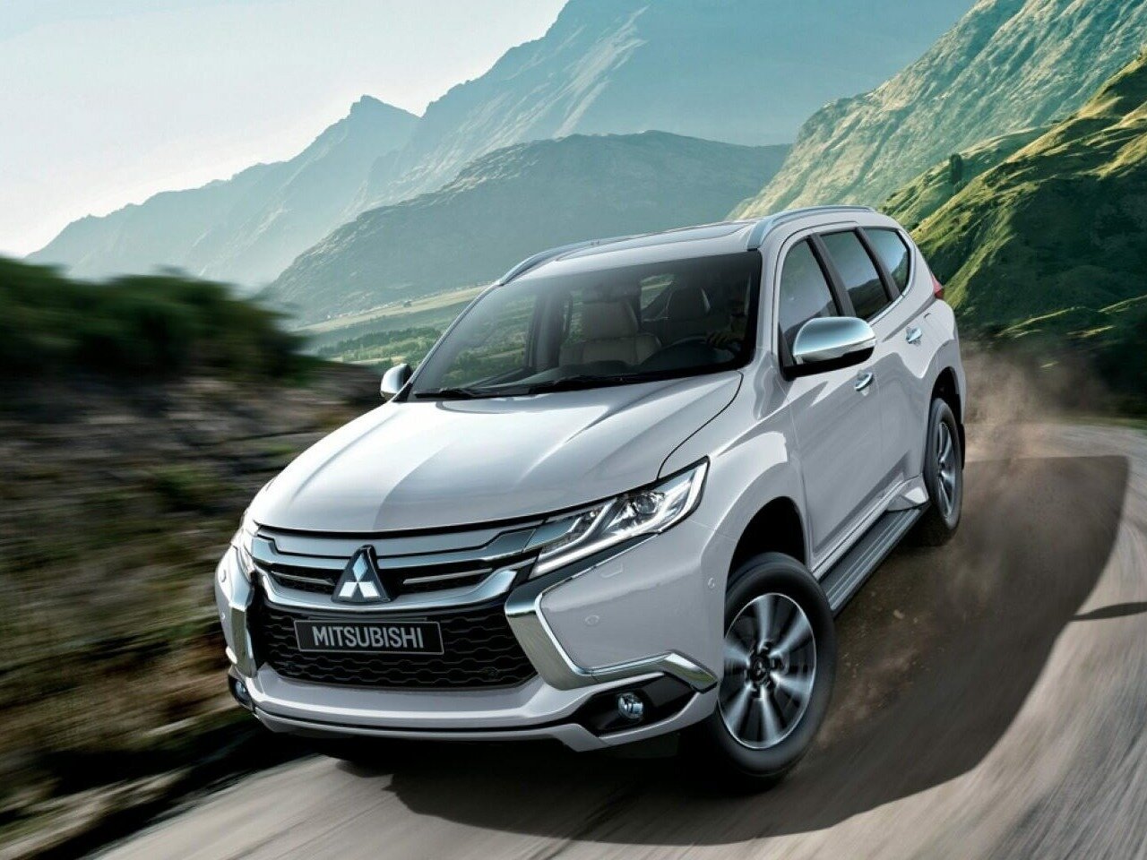 Mitsubishi Montero Sport III (2015–2019) · 3.0 AT (209 л.с.) 4WD