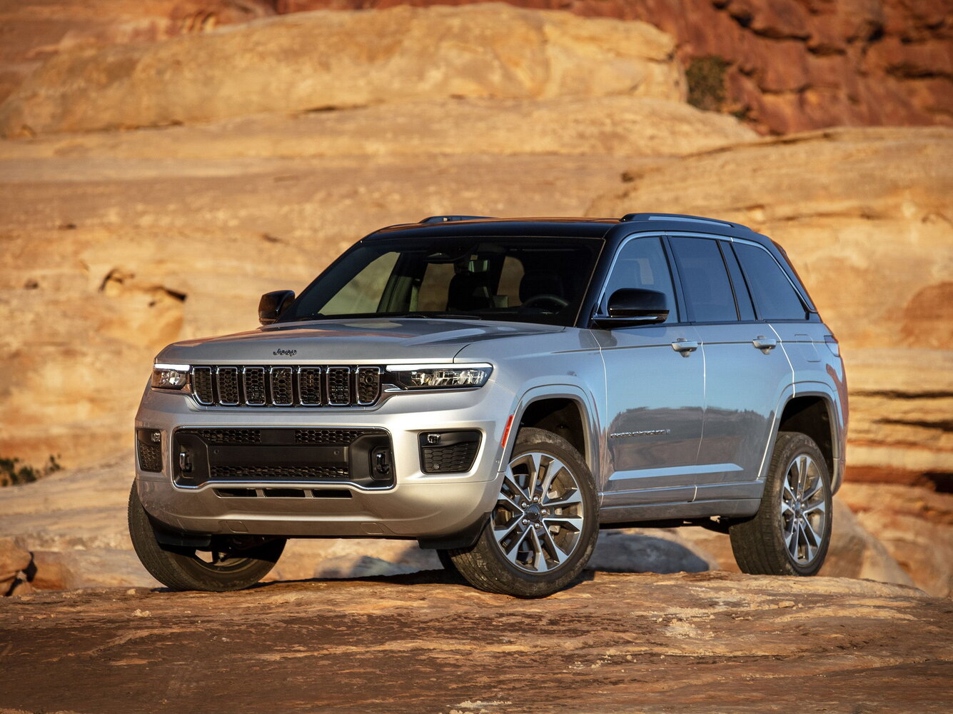 Jeep Grand Cherokee V (WL) (2021–2026) · 5.7 AT (364 л.с.) 4WD