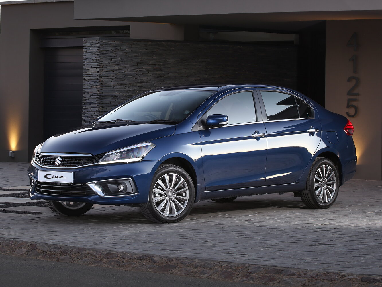 Suzuki Ciaz I Рестайлинг (2018–2025) · 1.3d MT (90 л.с.)