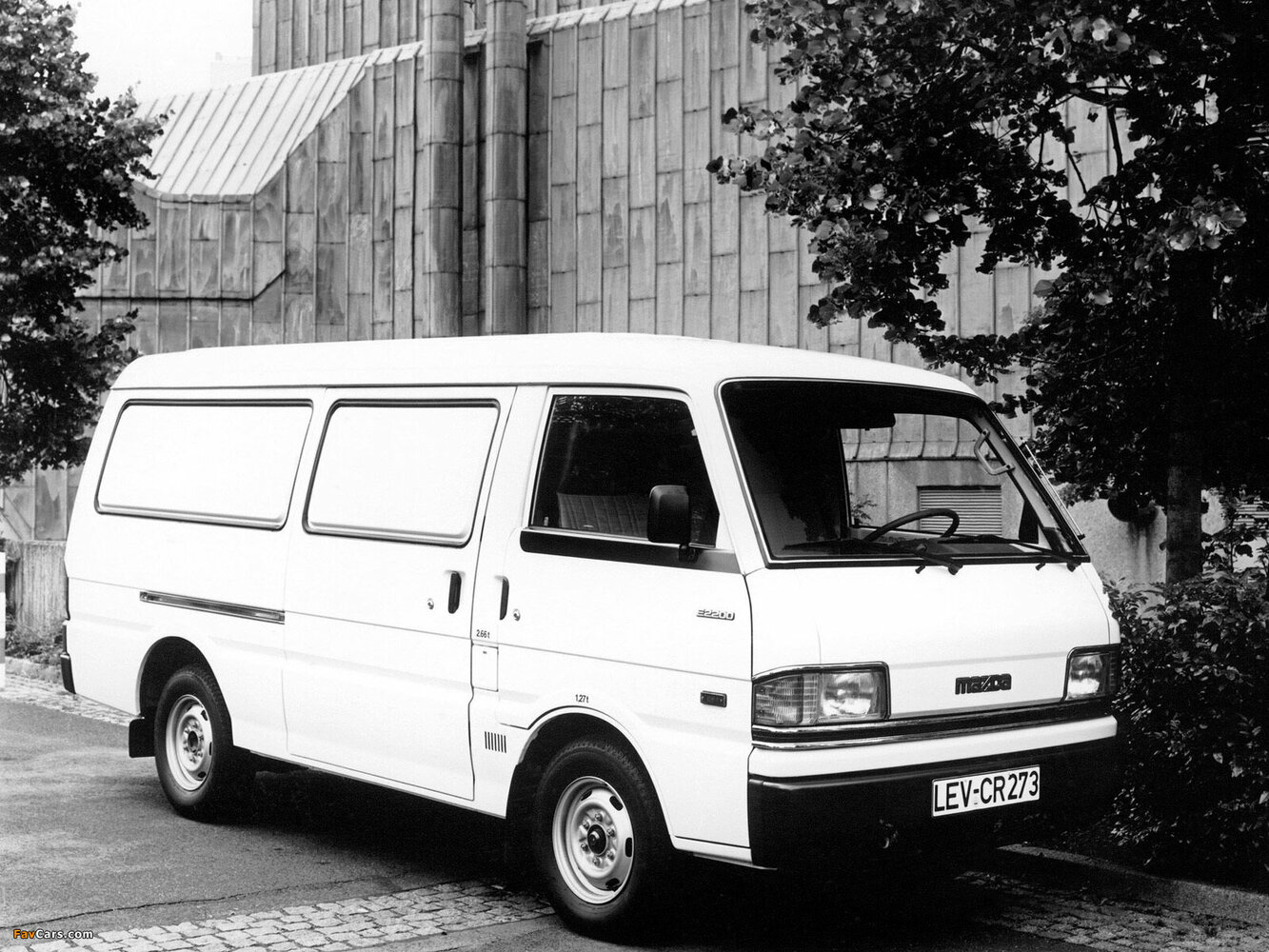 Mazda Bongo III (1983–1999) · 2.0d MT (71 л.с.) 4WD