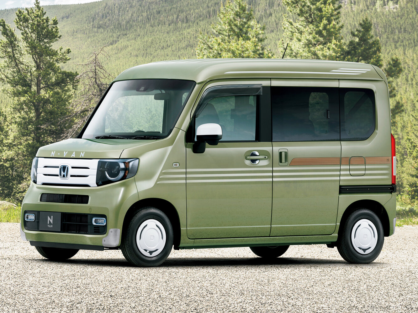 Honda N-VAN (2018–2026) · 0.7 MT (53 л.с.) 4WD