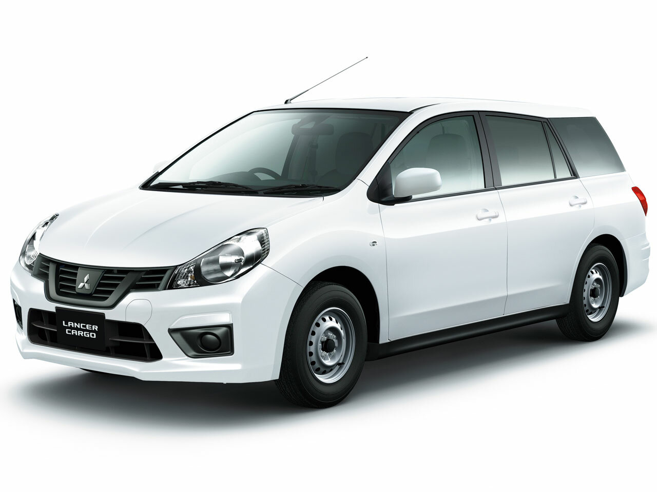 Mitsubishi Lancer Cargo Y12 Рестайлинг (2017–2019) · 1.5 CVT (111 л.с.)