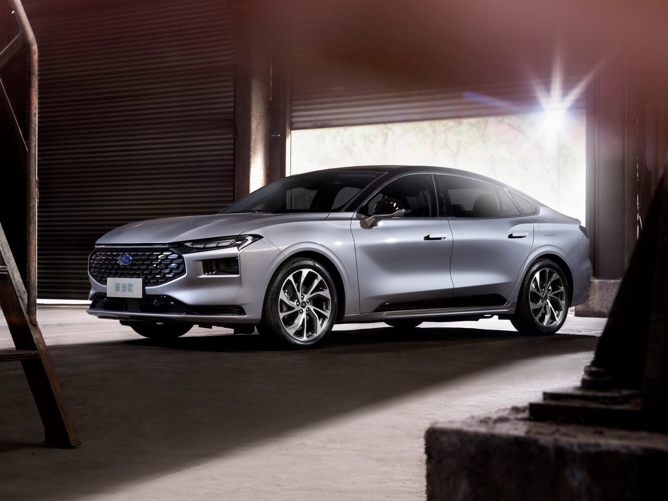 Ford Mondeo VI (2022–2026) · 1.5 AT (190 л.с.)
