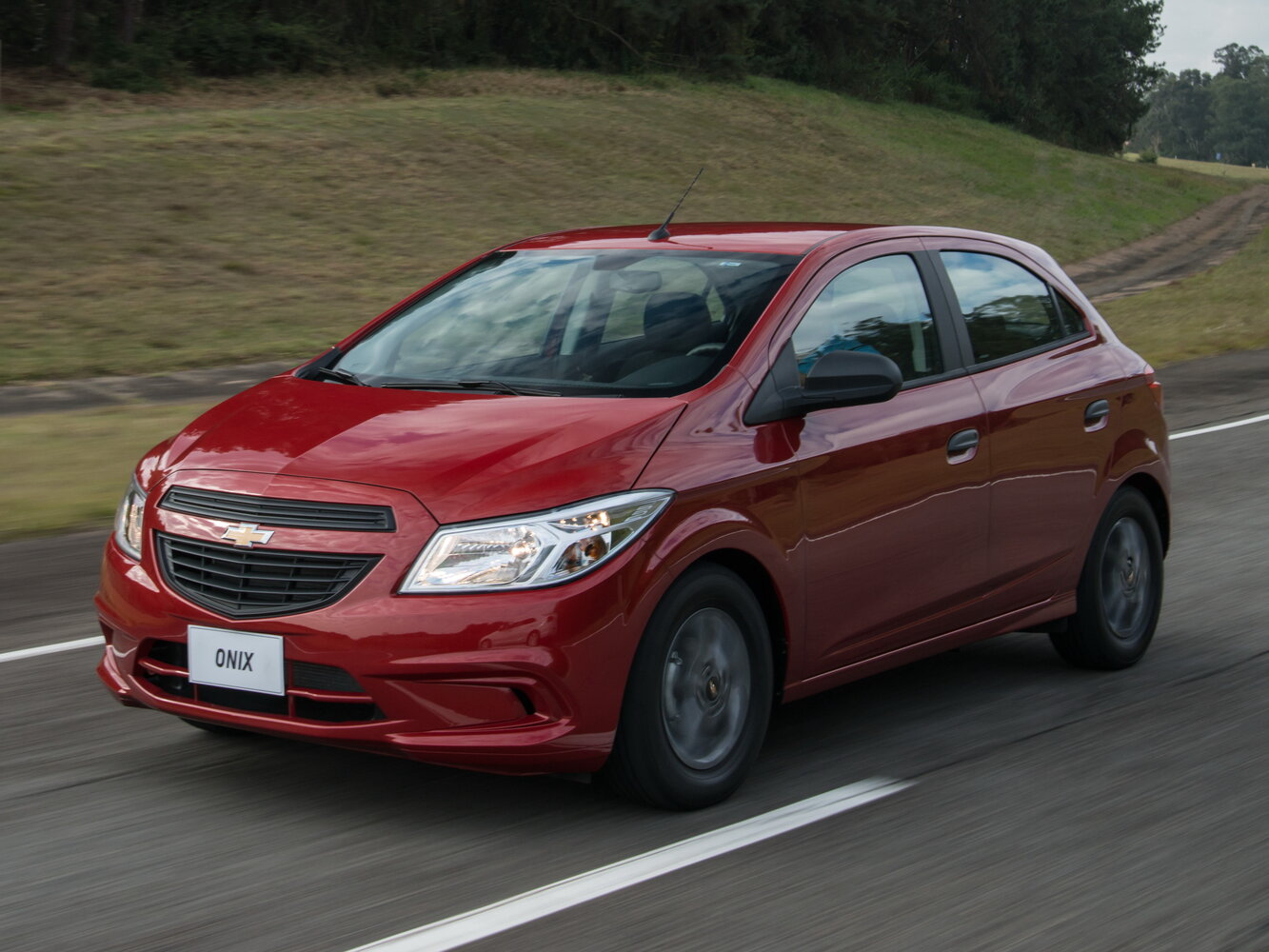 Chevrolet Onix I (2012–2019) · 1.4 AT (98 л.с.)