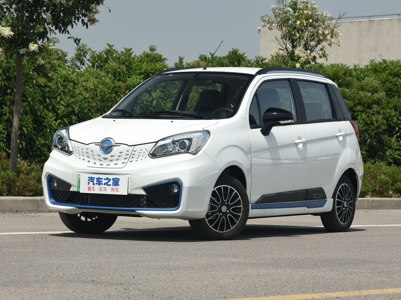Haima Aishang EV (2017–2022) · 34.1 kWh Electro AT (40.0 кВт)
