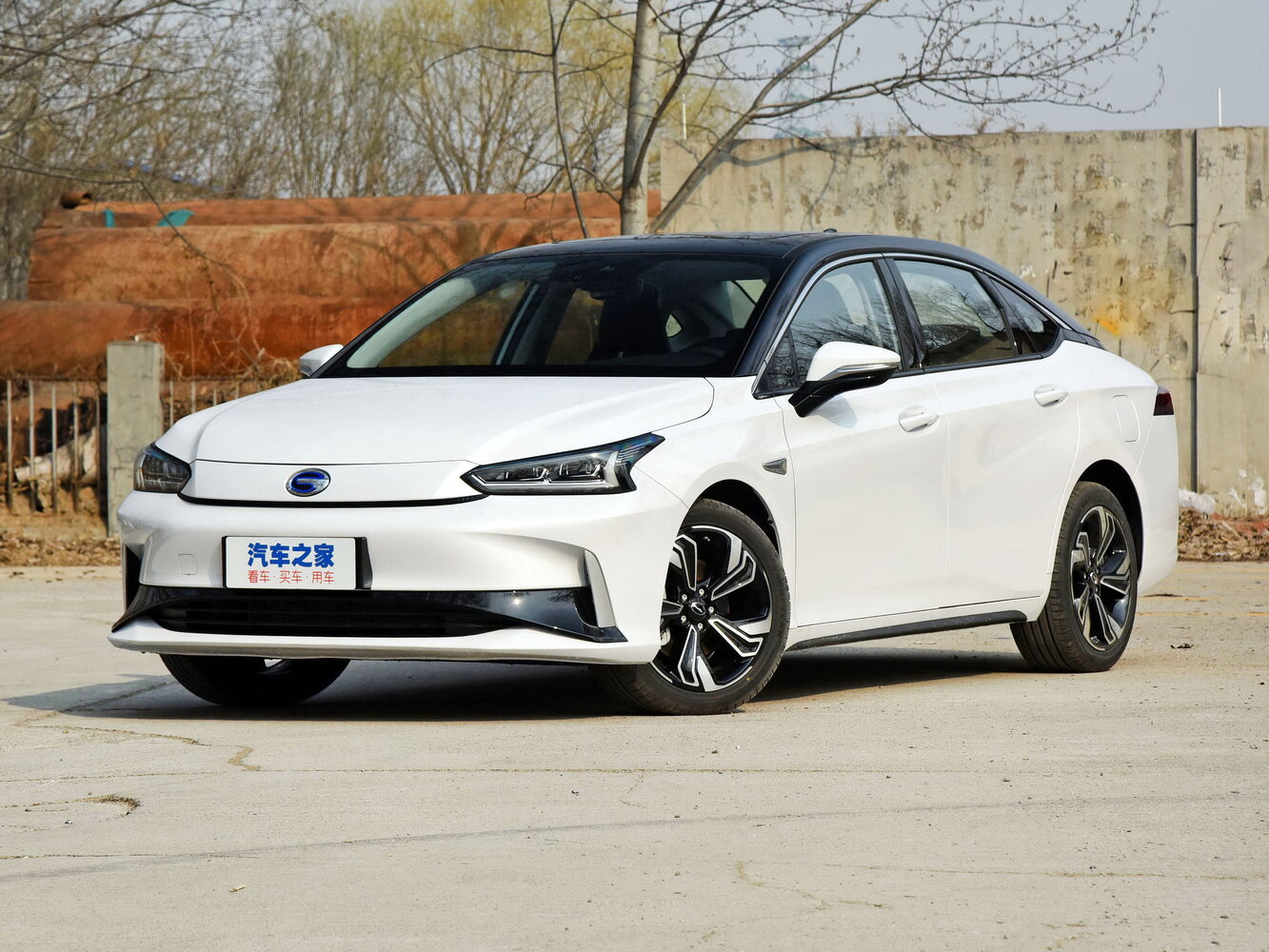 GAC iA5 I Рестайлинг (2022–2022) · 69.9 kWh Electro AT (150.0 кВт)