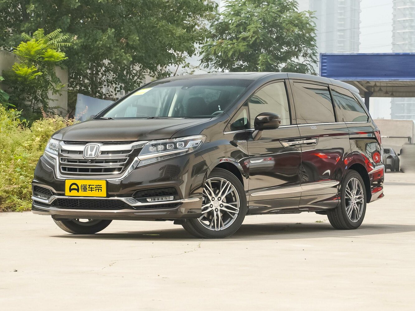 Honda Elysion II Рестайлинг (2019–2022) · 2.0hyb CVT (215 л.с.)