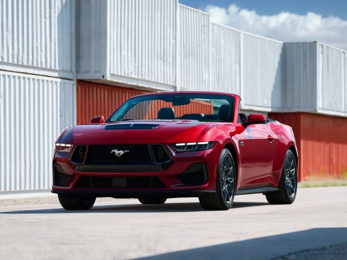 Ford Mustang VII (2023–2026) · 2.3 AT (315 л.с.)