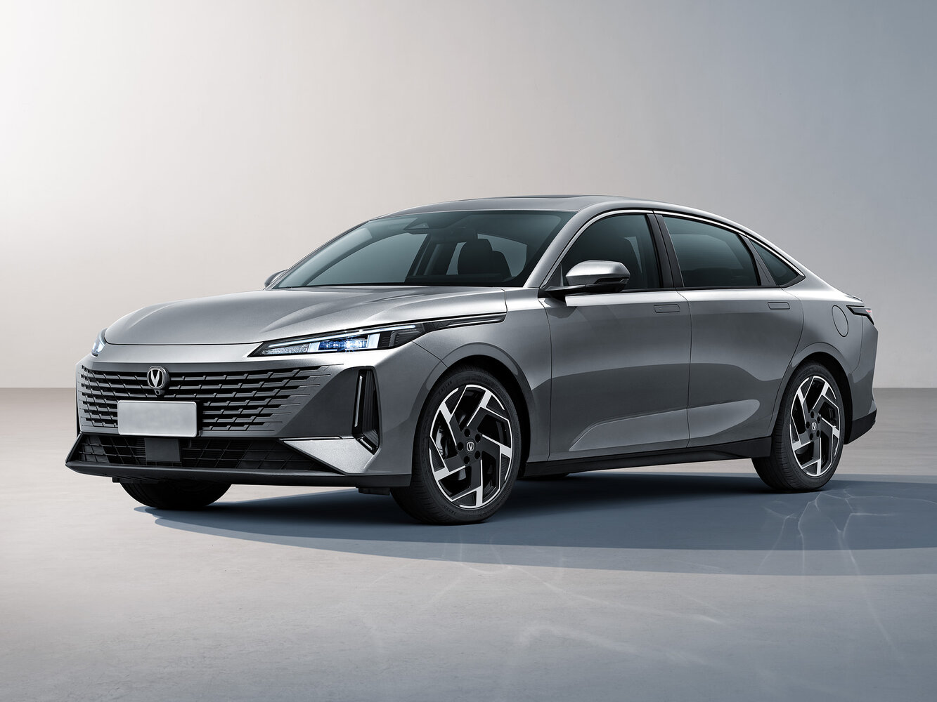 Changan Lamore (2023–2026) · 1.5 AMT (166 л.с.)