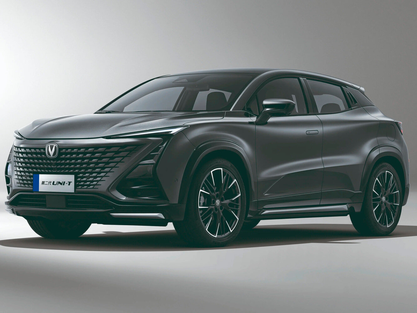 Changan UNI-T I Рестайлинг (2023–2026) · 1.5 AMT (188 л.с.)
