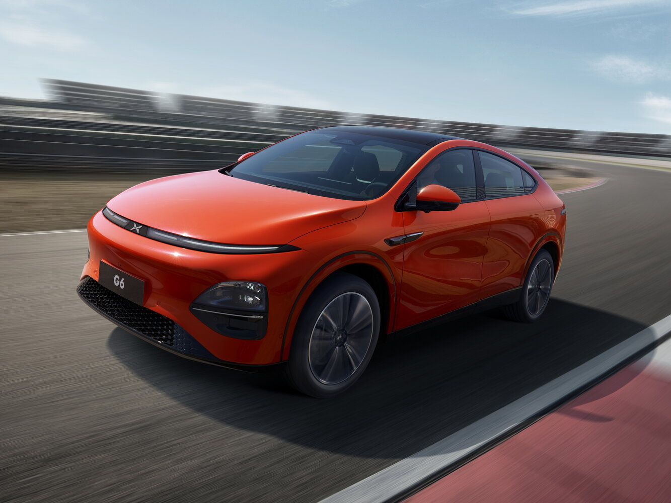 Xpeng G6 I (2023–2025) · 87.5 kWh Electro AT (218.0 кВт)