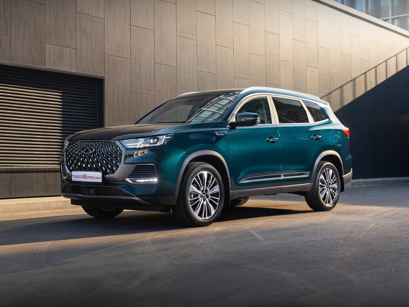 Chery Tiggo 8 Pro Max I Рестайлинг (2023–2026) · 1.6 AMT (186 л.с.)