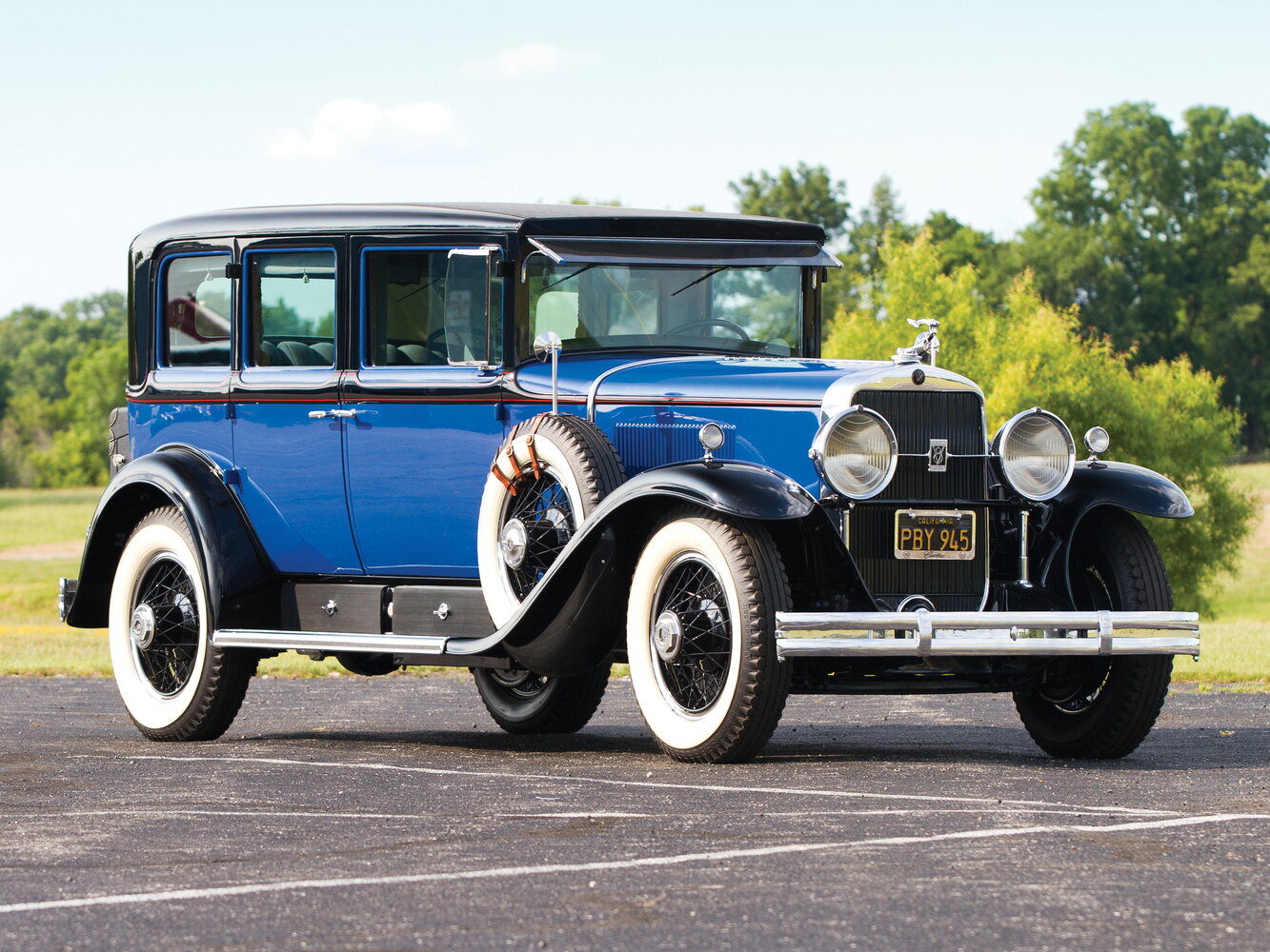 Cadillac Series 341 (1927–1929) · 5.6 MT (90 л.с.)