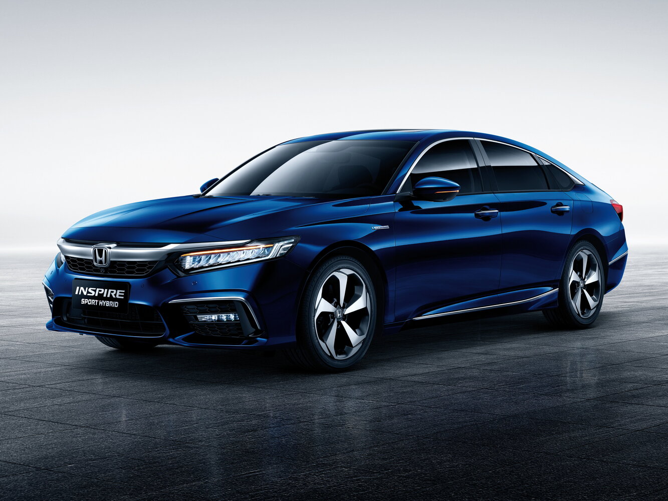 Honda Inspire VI (2018–2021) · 1.5 CVT (194 л.с.)