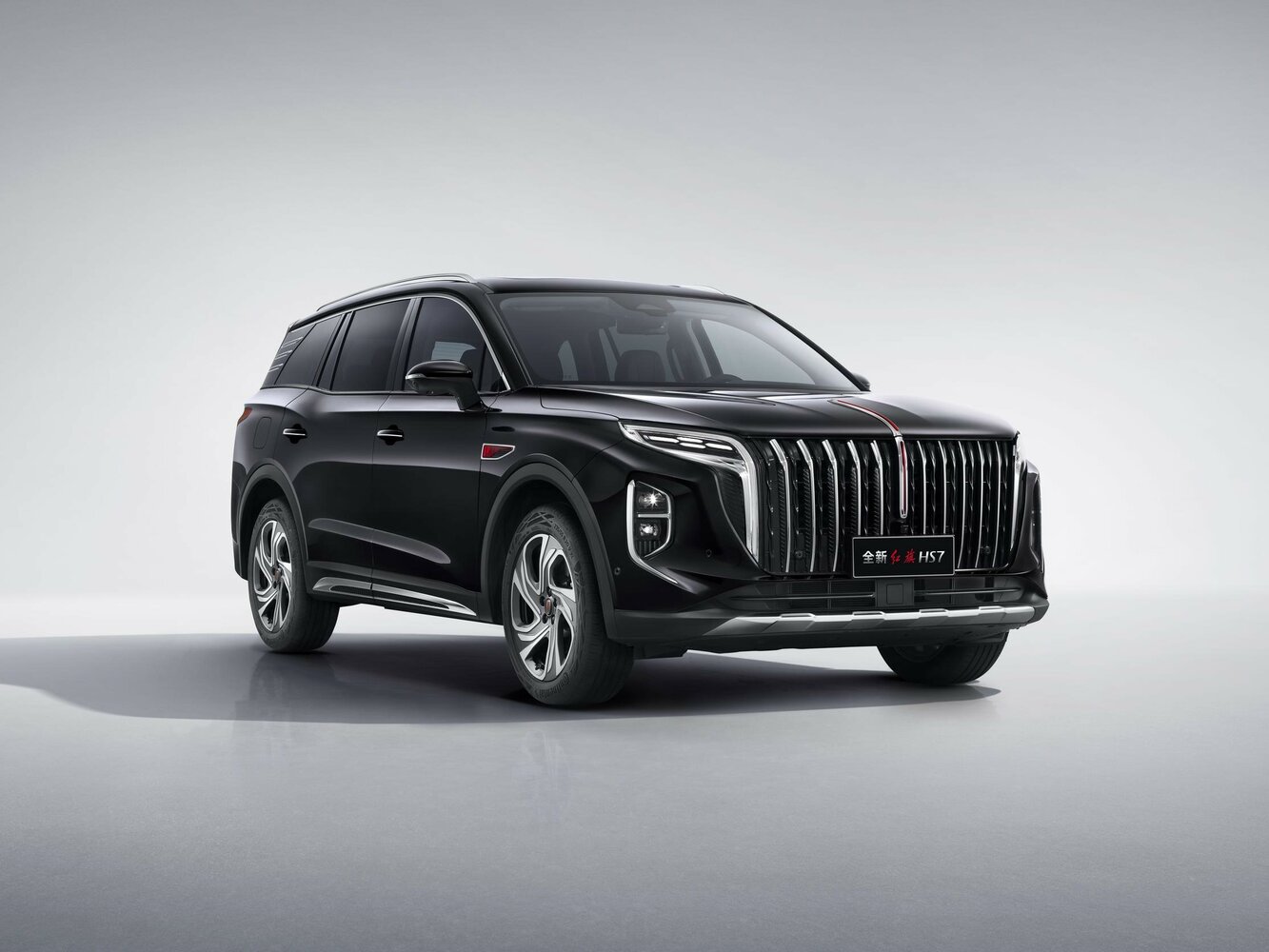 Hongqi HS7 II (2023–2026) · 2.0hyb AT (487 л.с.) 4WD