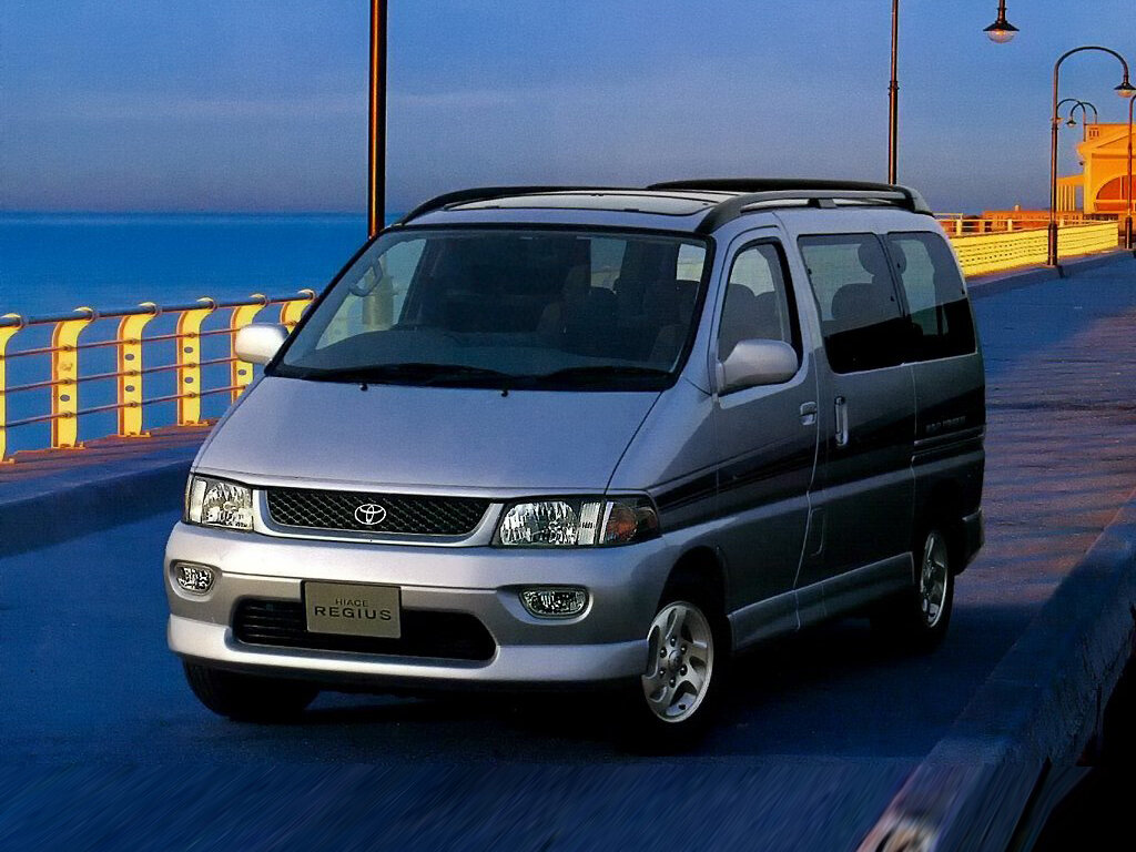 Toyota Regius I (1997–1999) · 2.7 AT (145 л.с.) 4WD