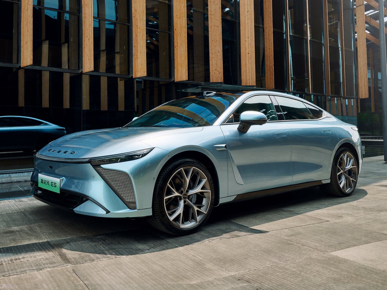 Exeed Sterra ES (2023–2026) · 97.7 kWh Electro AT (230.0 кВт)