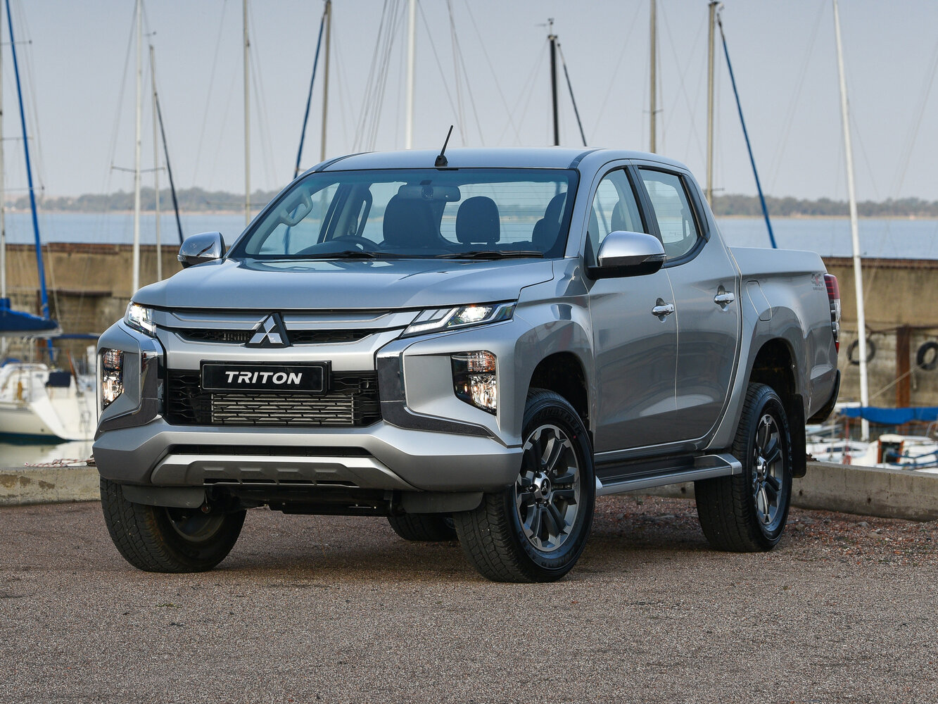 Mitsubishi Triton V Рестайлинг (2018–2023) · 2.5d MT (110 л.с.)