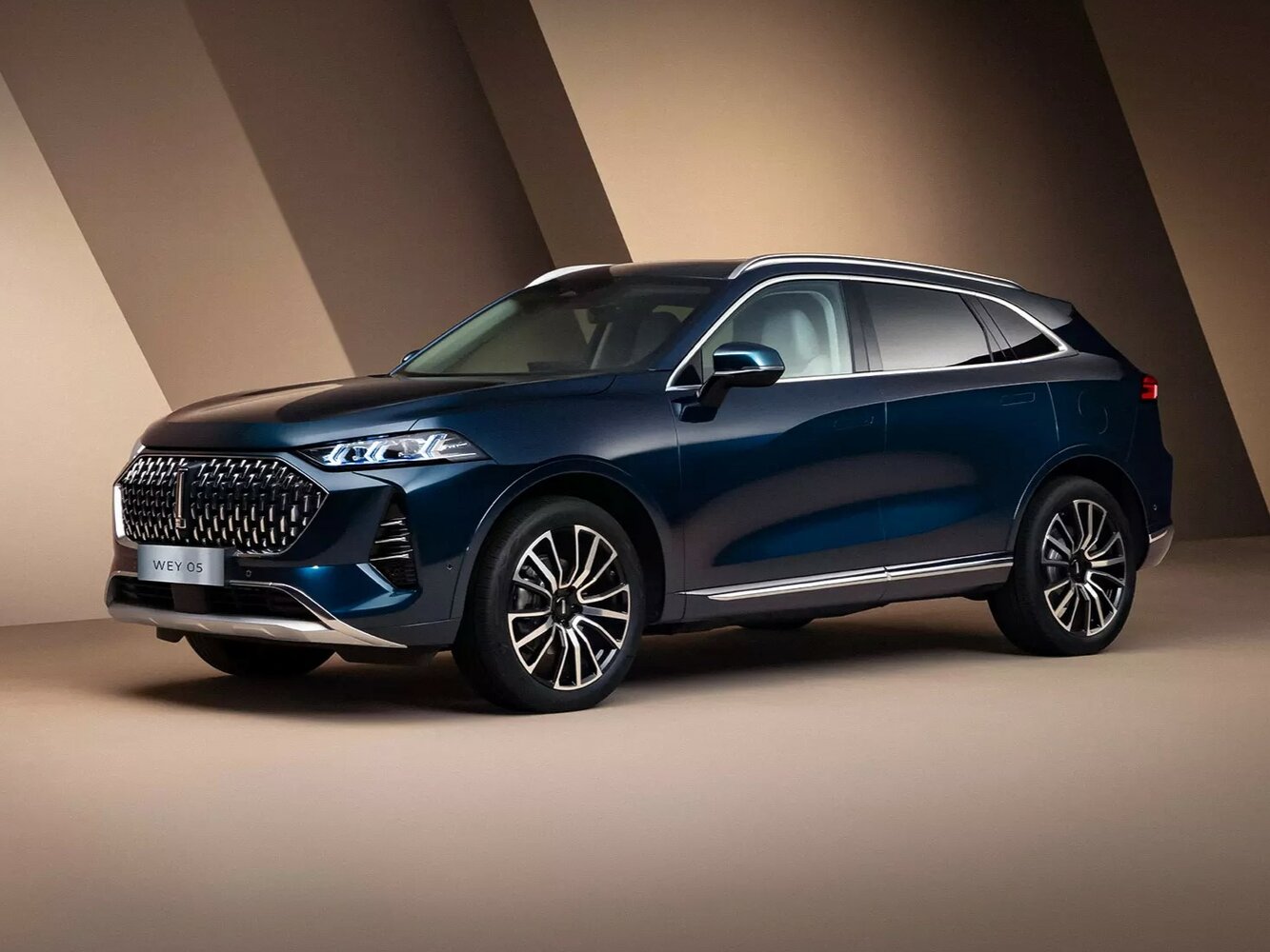 Wey 05 (2023–2026) · 2.0hyb AMT (421 л.с.) 4WD