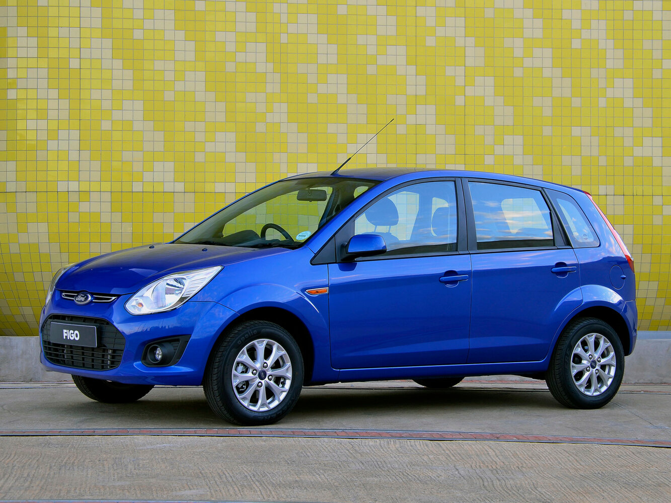 Ford Figo I Рестайлинг (2012–2015) · 1.4 MT (84 л.с.)
