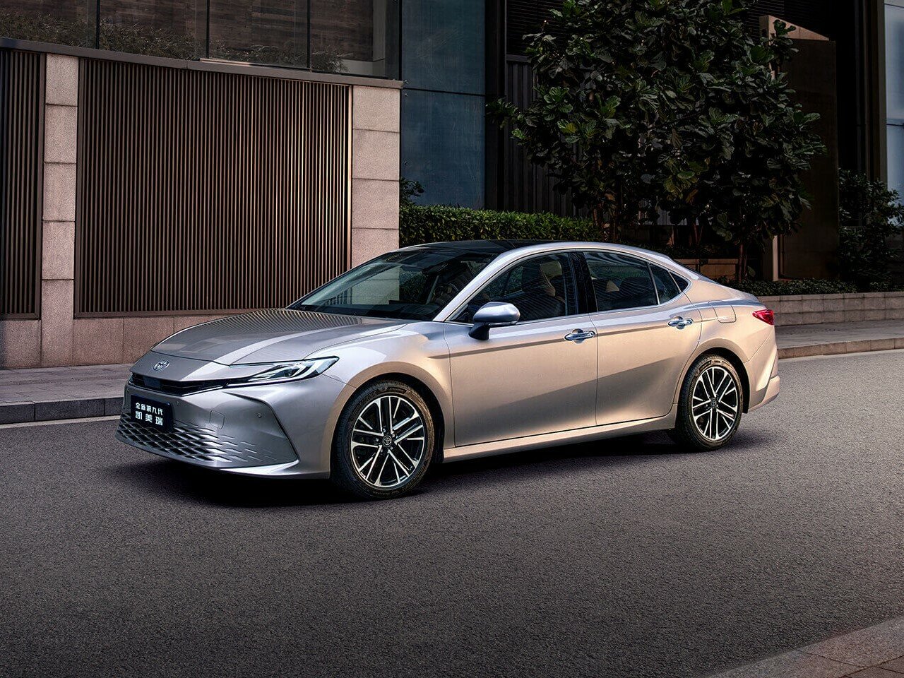 Toyota Camry IX (XV80) China Market (2023–2026) · 2.0 CVT (173 л.с.)