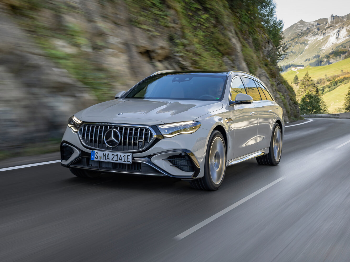 Mercedes-Benz E-Класс AMG VI (W214) (2024–2026) · 53 AMG 3.0hyb AT (585 л.с.) 4WD