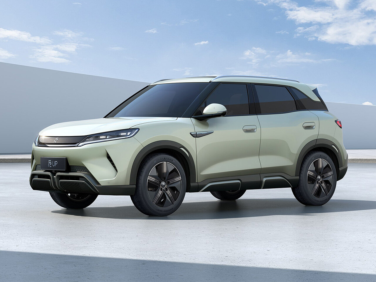 BYD Yuan Up (2024–2026) · Electro AT (130.0 кВт)