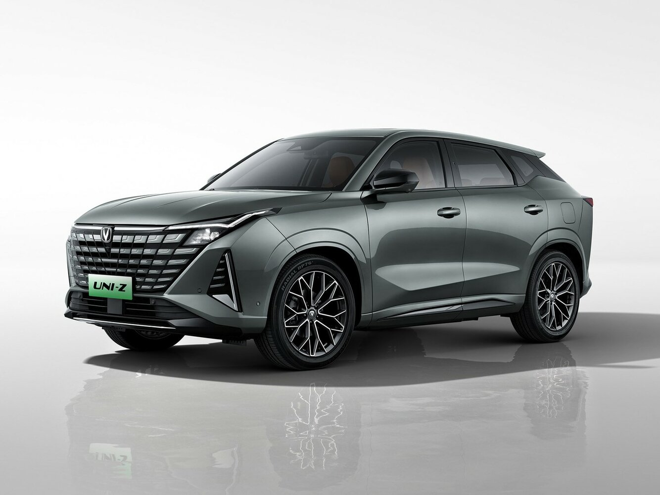 Changan UNI-Z (2024–2026) · iDD 1.5hyb CVT (215 л.с.)