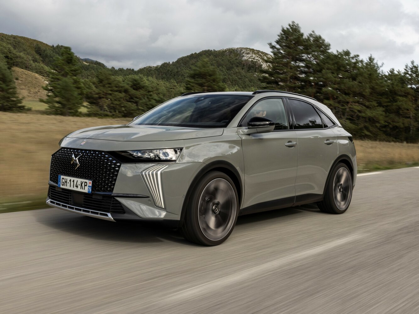 DS 7 Crossback I Рестайлинг (2022–2026) · 1.5d AT (131 л.с.)