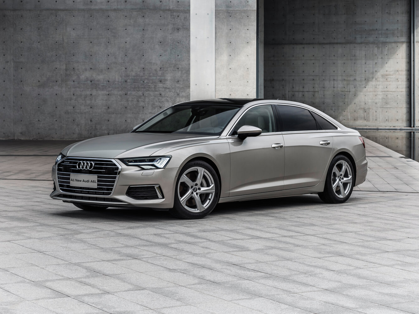 40 TFSI Long 2.0 AMT (190 л.с.)