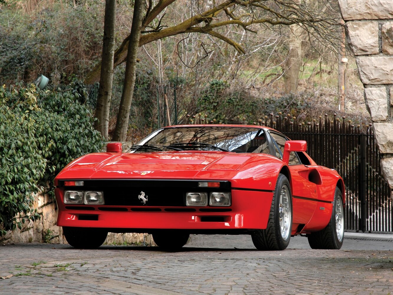 Ferrari 288 GTO (1984–1987) · 2.9 MT (400 л.с.)