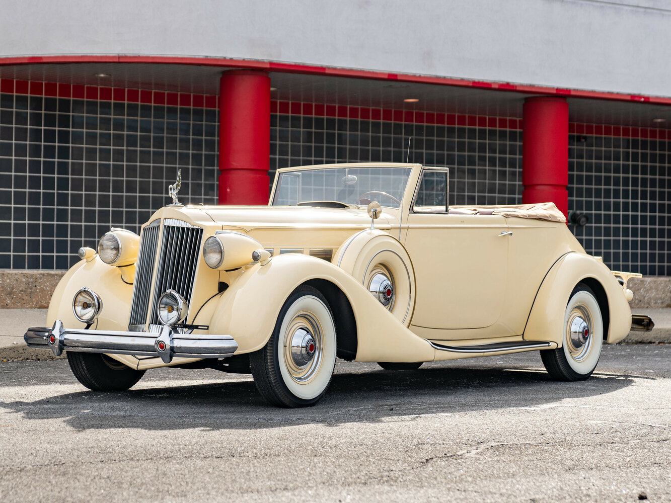 Packard Super Eight (1933–1939) · 5.2 MT (135 л.с.)