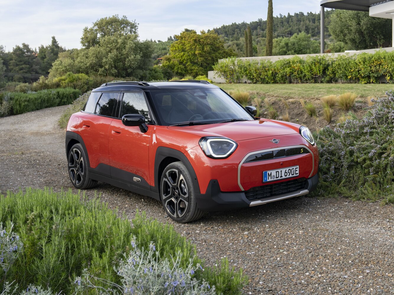 Mini Aceman (2024–2026) · SE Electro AT (160.0 кВт)