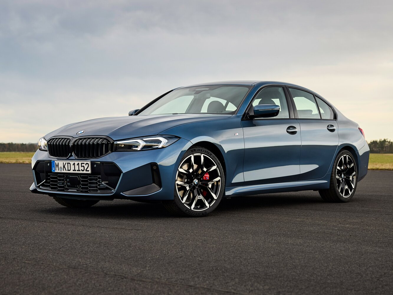 BMW 3 серии VII (G2x) Рестайлинг 2 (2024–2026) · M340i xDrive 3.0 AT (392 л.с.) 4WD