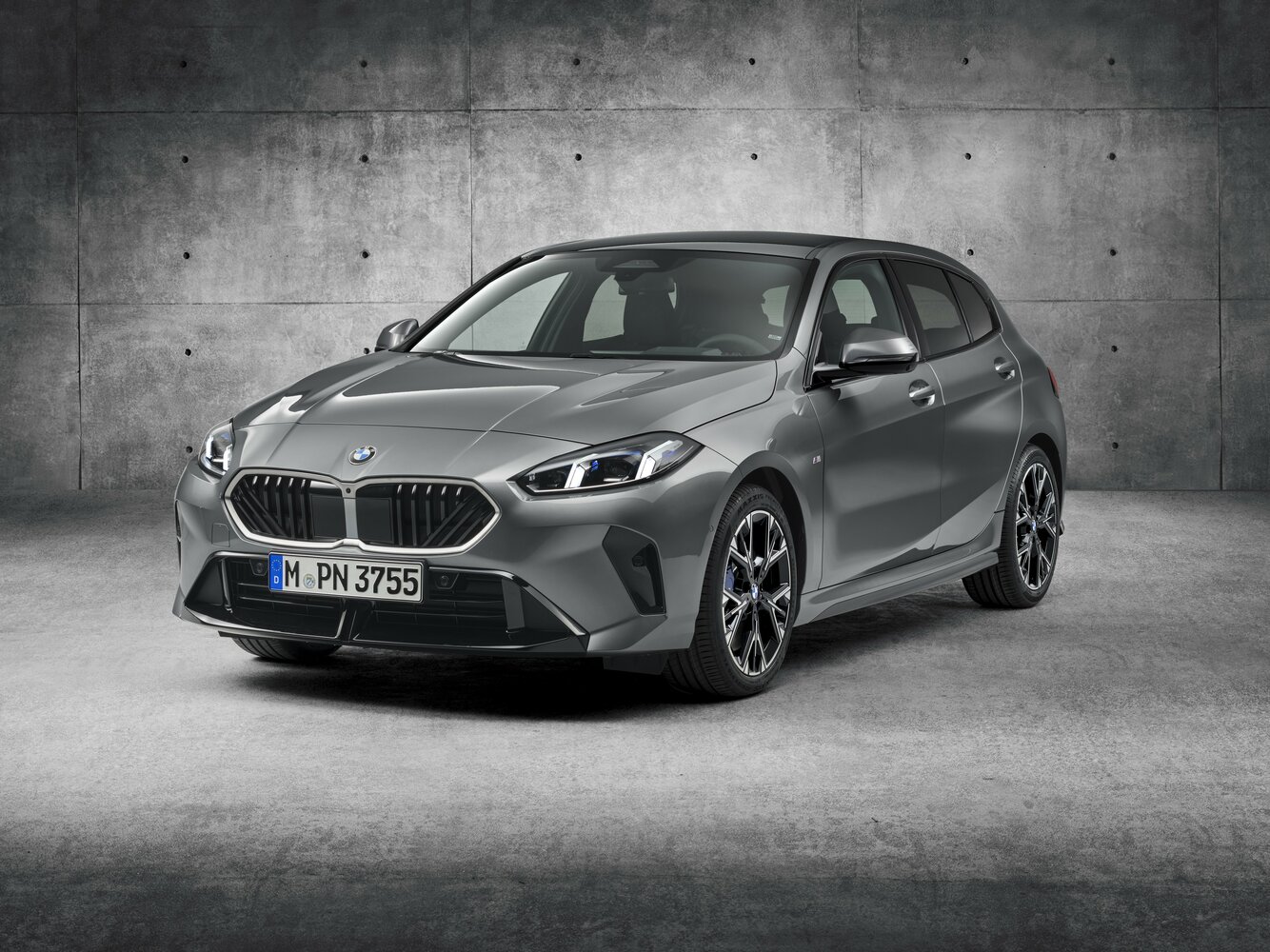 BMW 1 серии IV (F70) (2024–2026) · 116i 1.5 AMT (122 л.с.)