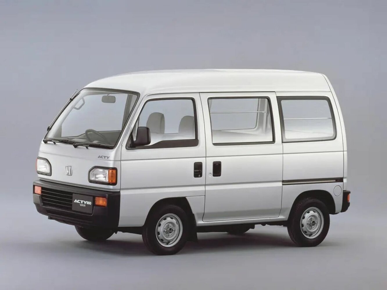 Honda Acty II Рестайлинг (1990–1993) · 0.7 AT (38 л.с.)