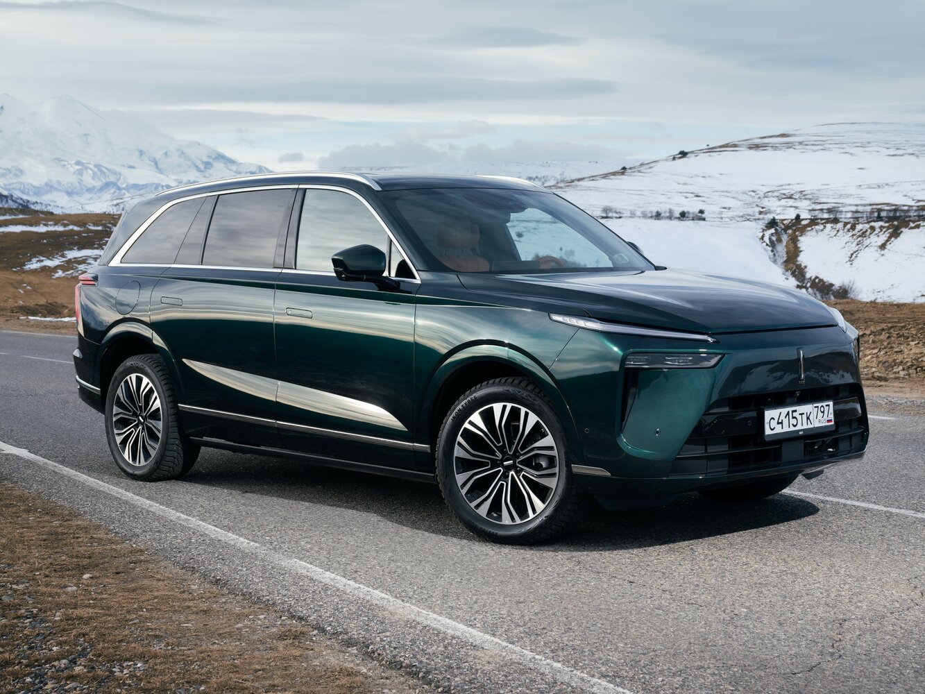 Wey 07 (2024–2026) · 1.5hyb AT (517 л.с.) 4WD