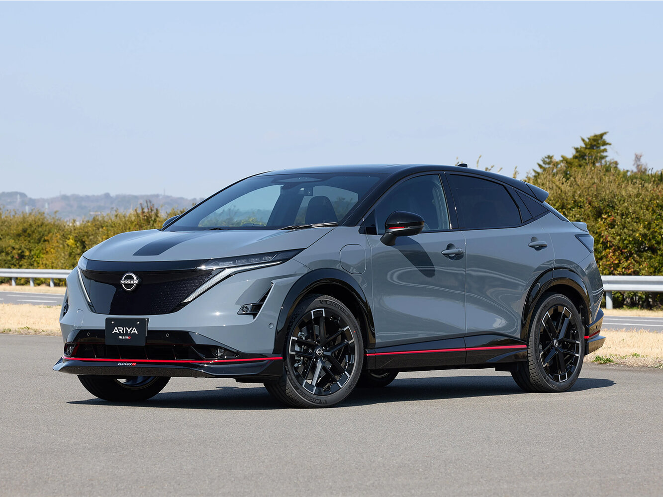 Nissan Ariya I (2020–2026) · 66 kWh Electro AT (320.0 кВт) 4WD