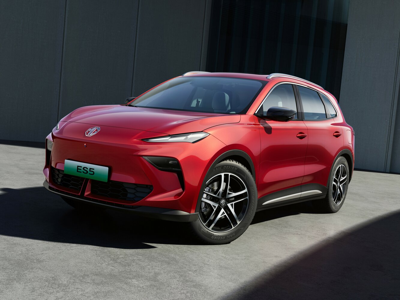 MG ES5 (2024–2026) · 49.1 kWh Electro AT (125.0 кВт)