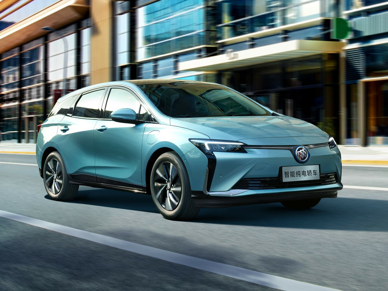 Buick Velite 6 I Рестайлинг (2021–2026) · 430 km Electro AT (130.0 кВт)